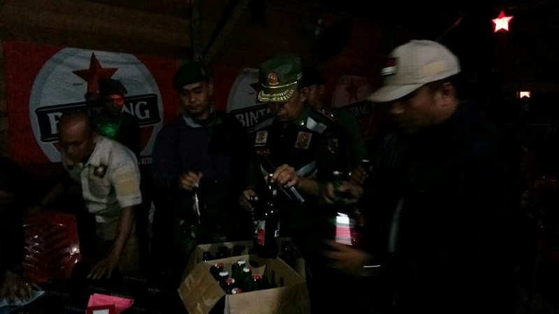 Kafe Remang-remang di Pekanbaru Jadi Sasaran Razia Aparat Gabungan, 24 Orang Diangkut