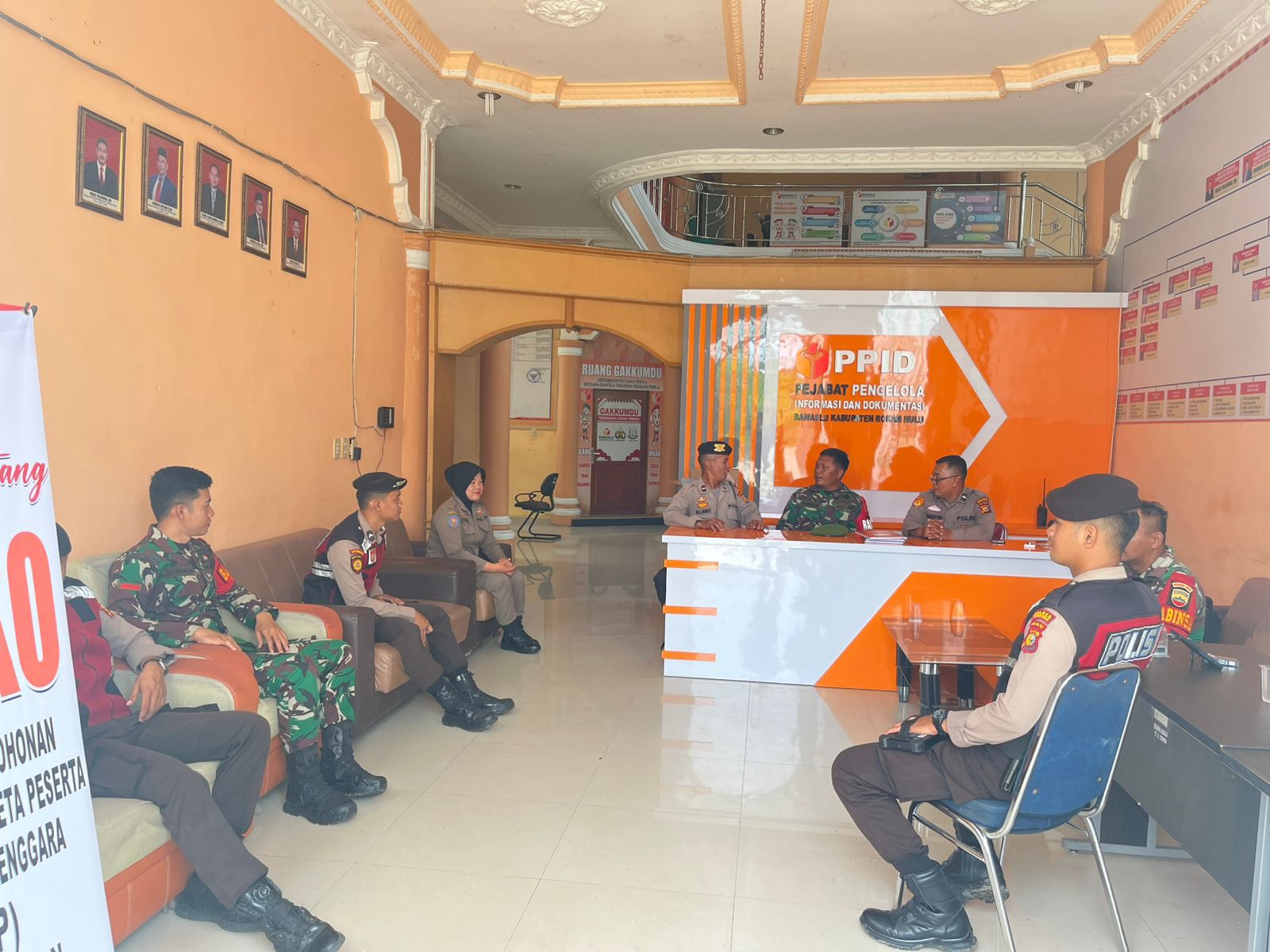 TNI-Polri Gelar Patroli Sinergitas Ops Mantap Praja Lancang Kuning 2024 di Rokan Hulu