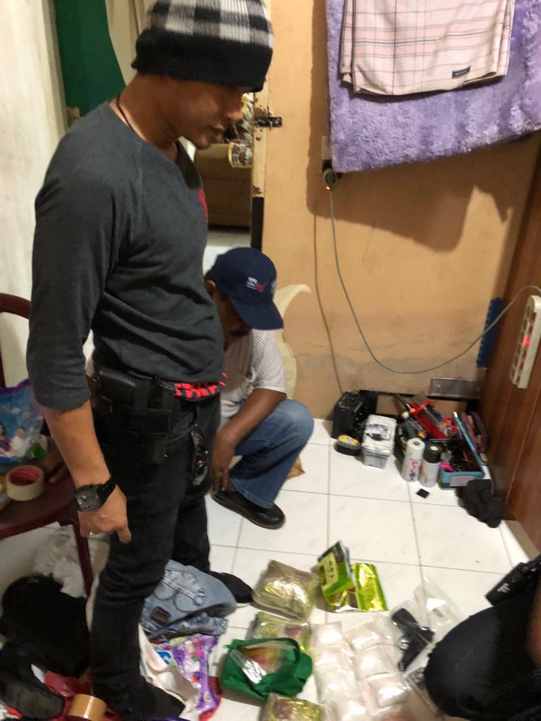 Polresta Pekanbaru Tangkap Dua Kurir Narkoba, 4 Kg Sabu Disita, Pelaku Diancam Hukuman Mati