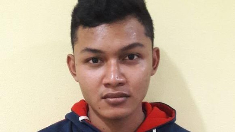 Santainya Tyas Si Pembunuh, Pacaran dan Kuliah Pakai Mobil Rampasan