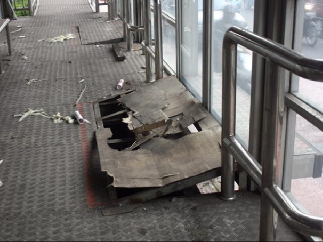 Pemko Pekanbaru Diminta Lakukan Perbaikan Halte Bus TMP