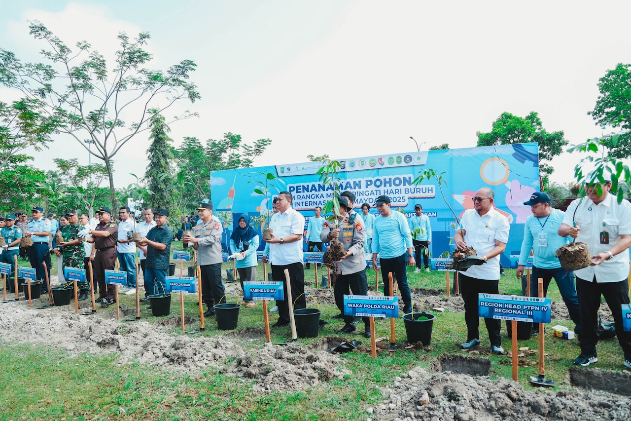 PTPN IV Regional III Tuan Rumah May Day 2025 di Riau, Gubri: Ini Momentum Kolaborasi Industrial