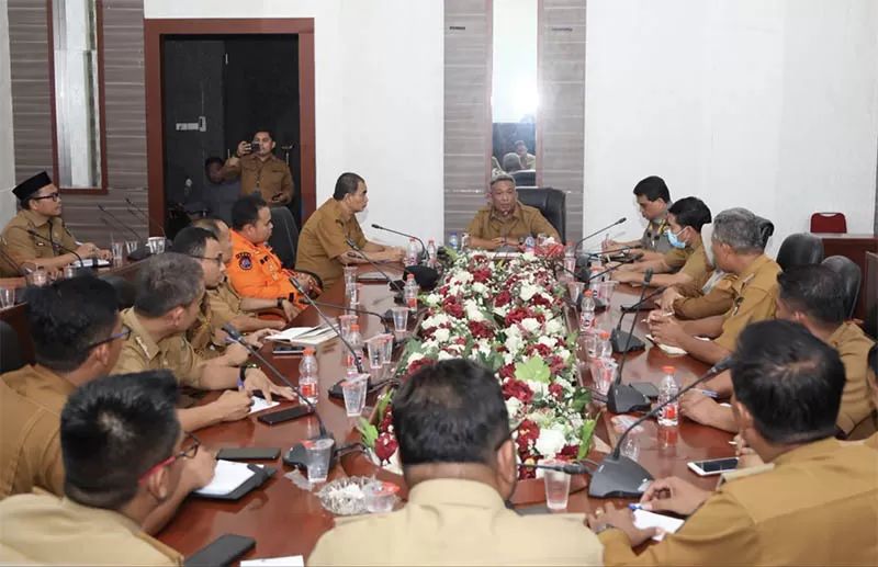 Pemkab Rohul Tetapkan Status Tanggap Darurat Karhutla Selama 14 Hari