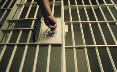 Ditahan Polisi, PNS Disperindag Pekanbaru Ini Terancam Dipecat