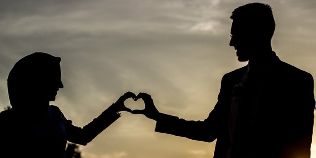 Identik dengan Sunah Rasul, Hubungan Suami-Istri Dianjurkan di Malam Jumat?