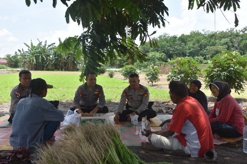 Brimob Polda Riau Intensifkan Patroli Dialogis untuk Jaga Kamtibmas Menjelang Pilkada 2024