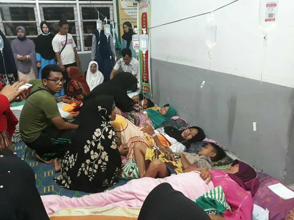 Breaking News : Usai Hadiri Undangan Pesta, Puluhan Warga Keracunan