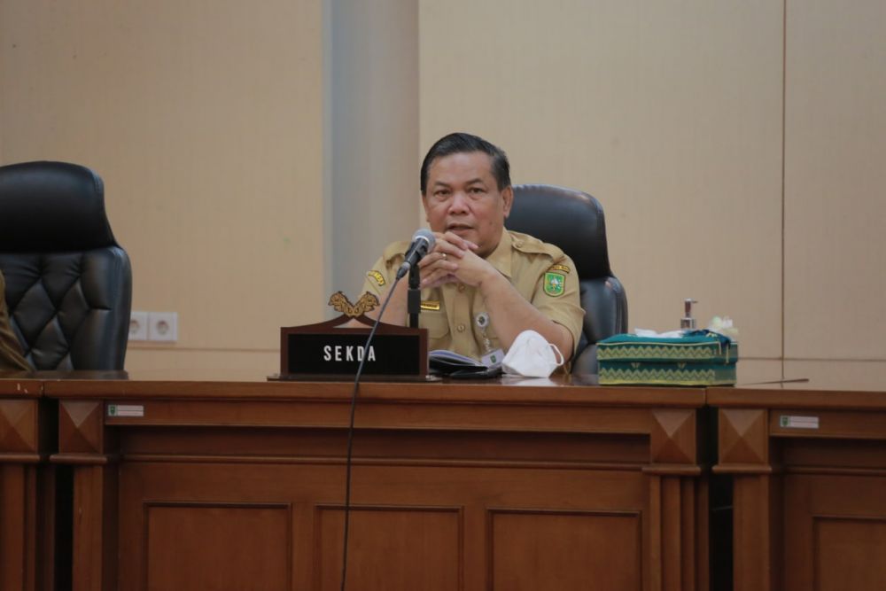 SF Hariyanto Targetkan APBD Riau 2022 Disahkan Pekan Depan