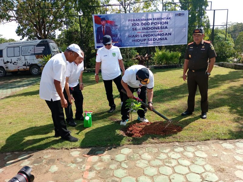 Seribu Pohon Untuk Kelestarian Lingkungan Di Negeri Seribu Suluk
