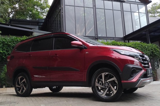 Mau Beli Toyota All New Rush? Baca Kelebihannya Dulu di Sini