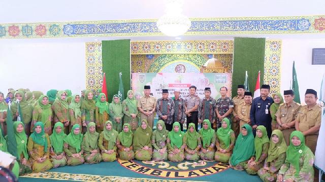 Bupati Ikuti Prosesi Peringatan Harlah Ke-71 Muslimat NU dan Pelantikan PAC Muslimat NU Se- Inhil
