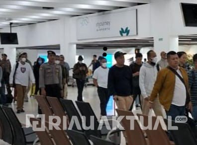 Gubernur Riau Abdul Wahid Dibawa ke Jakarta Usai OTT KPK di Dinas PUPR