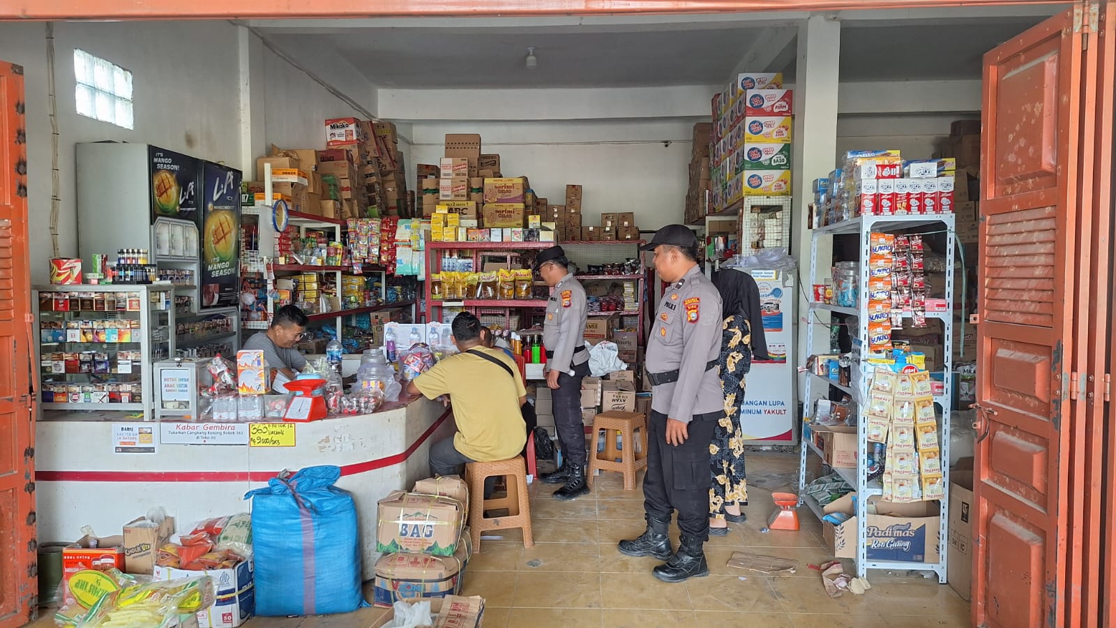 Polsek Bangko Pusako Gelar KRYD, Ciptakan Situasi Aman dan Kondusif di Tempat Keramaian