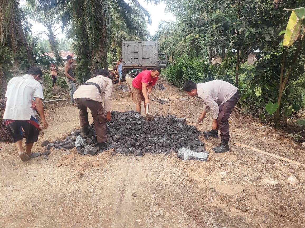 Jelang Pemilu 2024, Polsek Rimba Melintang Telusuri Pedalaman Rohil