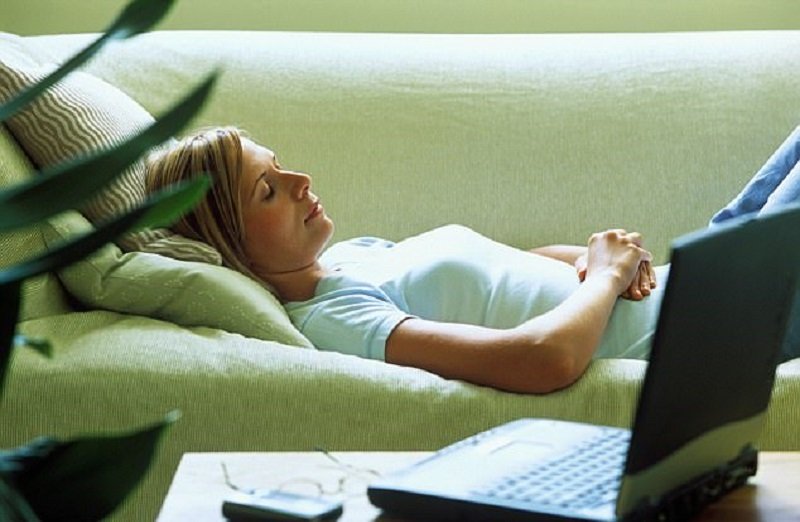 AWAS! Bahan Kimia di Sofa dan Jok Mobil Bisa Memicu Wanita Sulit Hamil