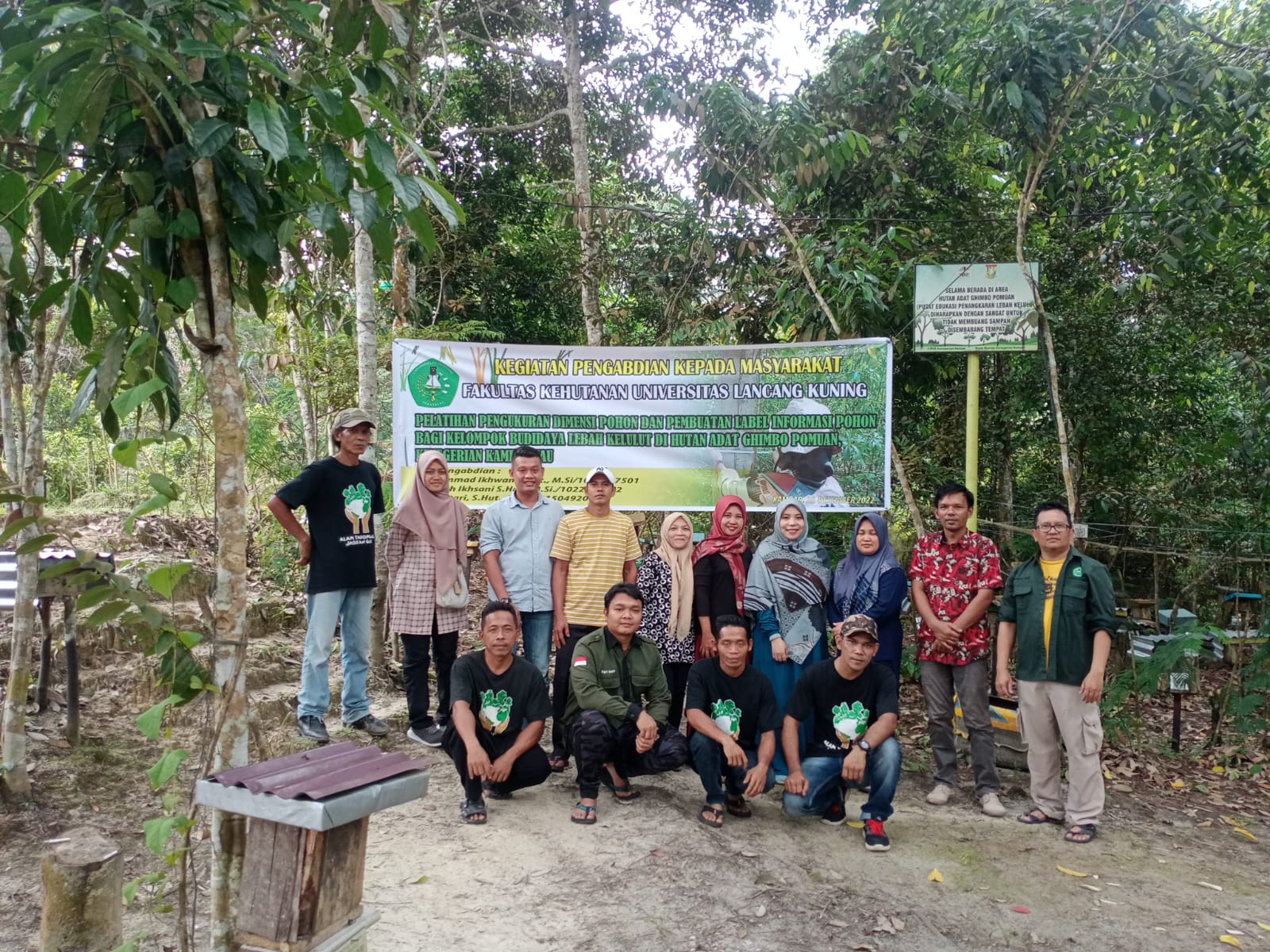 Label Informasi Pohon QR Code Budidaya Lebah Kelulut Bakal Penuhi Hutan Adat Ghimbo Pomuan