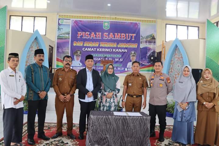 Wakil Ketua I DPRD Siak Fairuz Ramli Hadiri Acara Pisah Sambut Camat Kerinci Kanan