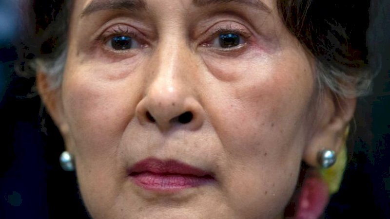 Aung San Suu Kyi Ditahan di Rumah