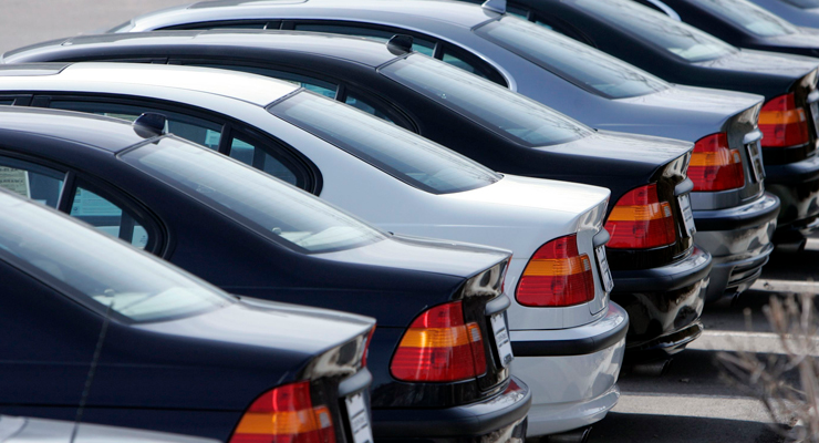 Ini Syarat-syarat Mobil Bekas Diberi Harga Tinggi oleh Diler