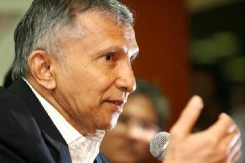 Amien Rais Ternyata Dilarang Turun di Gedung VIP Lancang Kuning Bandara SSK II Pekanbaru