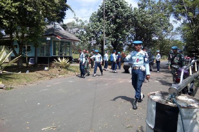 Pos jaga TNI AU Diserang Orang tak Dikenal