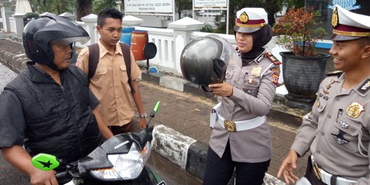 Awalnya Takut Polantas, Selanjutnya...