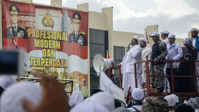 PA 212: Instruksi Habib Rizieq, Tenggelamkan Banteng