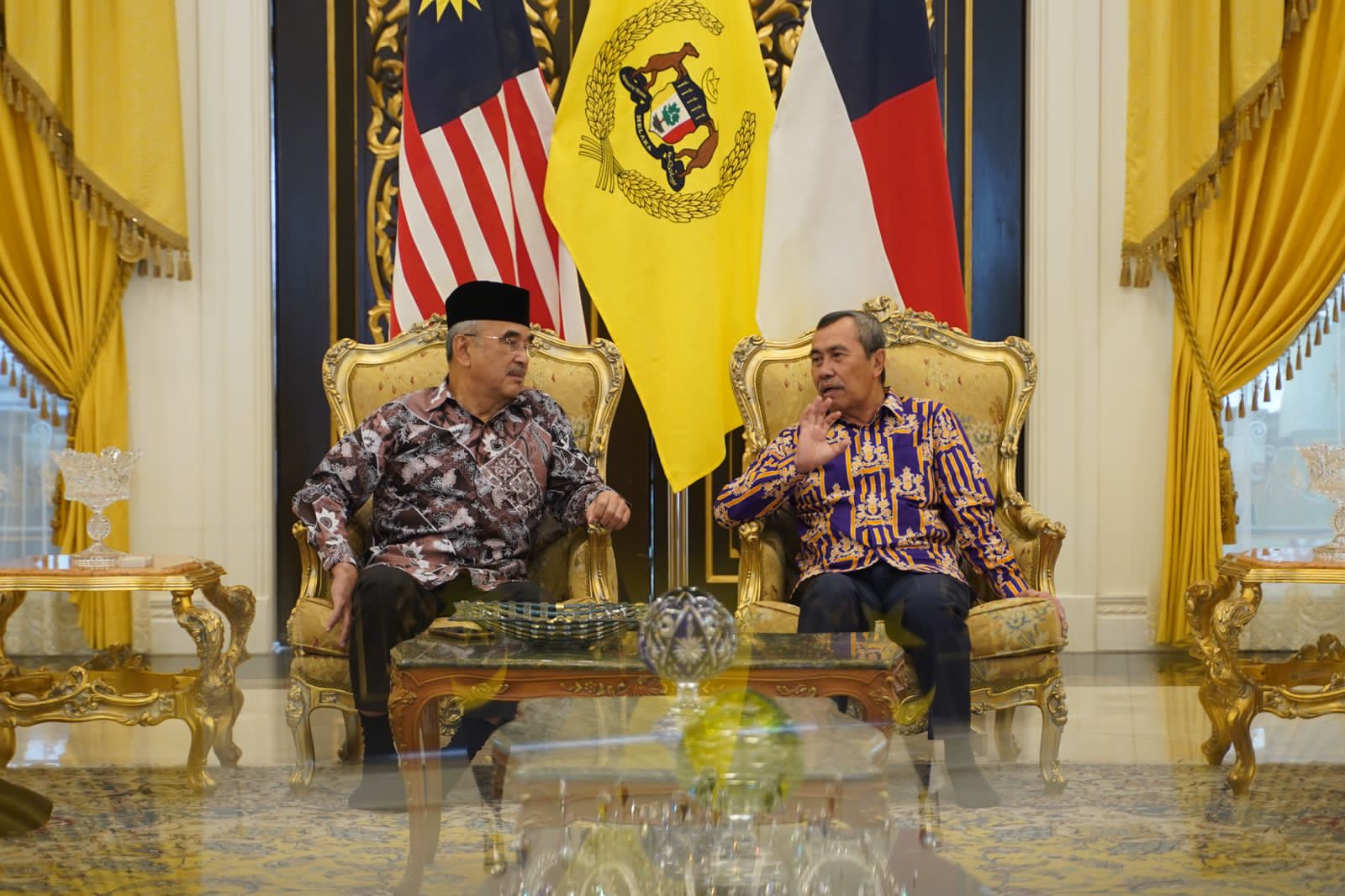 Temui Gubernur Melaka, Gubri Bahas RoRo Dumai-Melaka, Termasuk Jembatan Melaka-Rupat dan Dumai