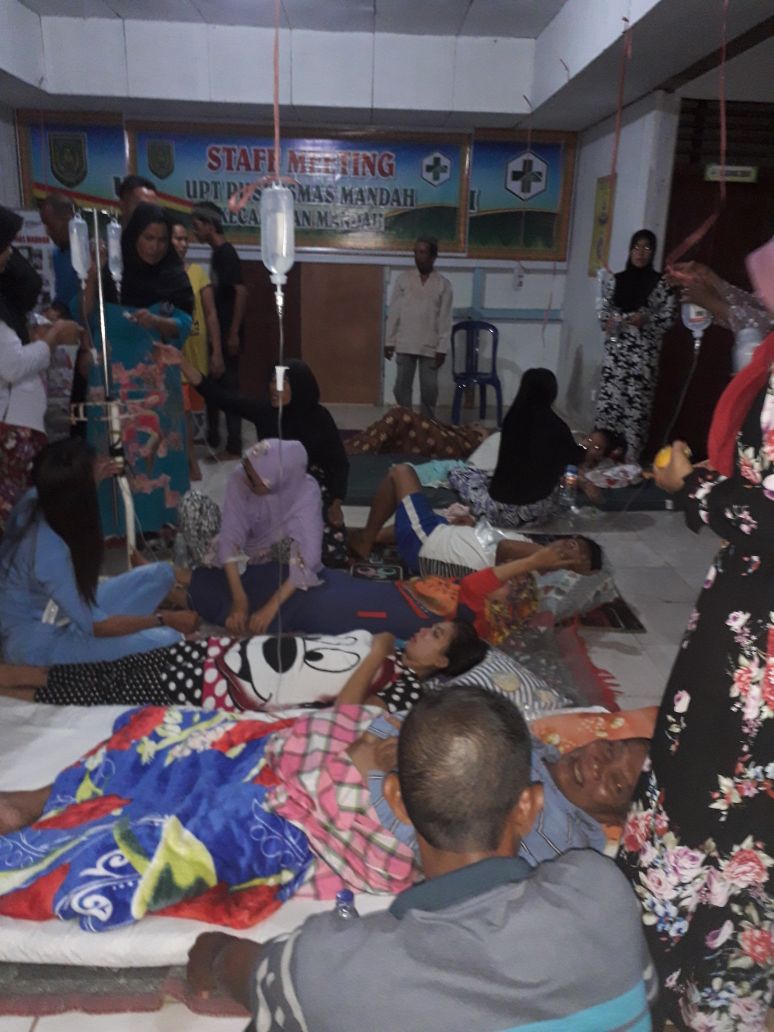 Puluhan Warga Mandah Muntah-muntah Usai Makan di Rumah Pengantin