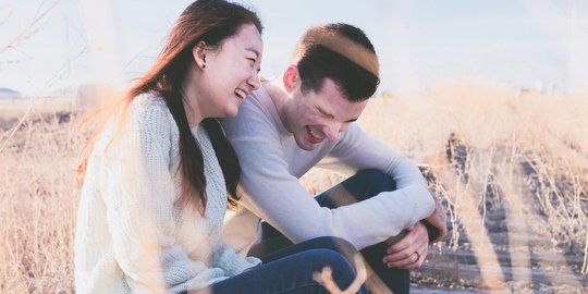 Enam Tanda-tandanya Seseorang Menyukai Anda