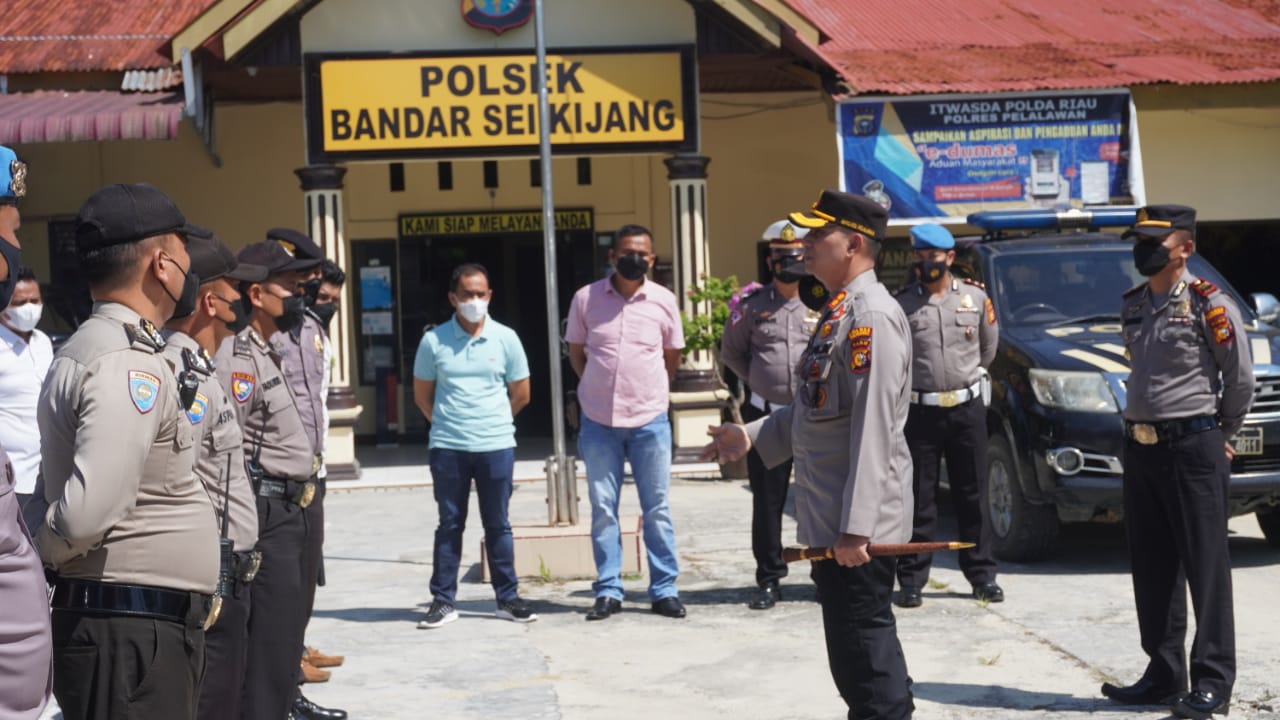 Kapolres Pelalawan Tekankan Aturan Penggunaan Gampol ke Jajaran Polsek 