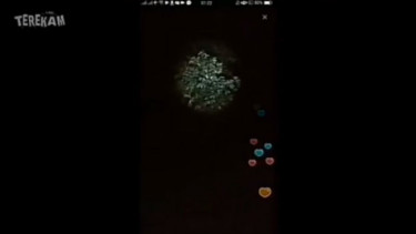 Lagi Live Bigo, Sosok Putih Terekam Sedang Bergelantungan