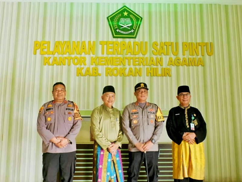 AKBP Isa Bangun Sinergi dengan MUI Kabupaten Rokan Hilir untuk Wujudkan Pilkada 2024 yang Damai
