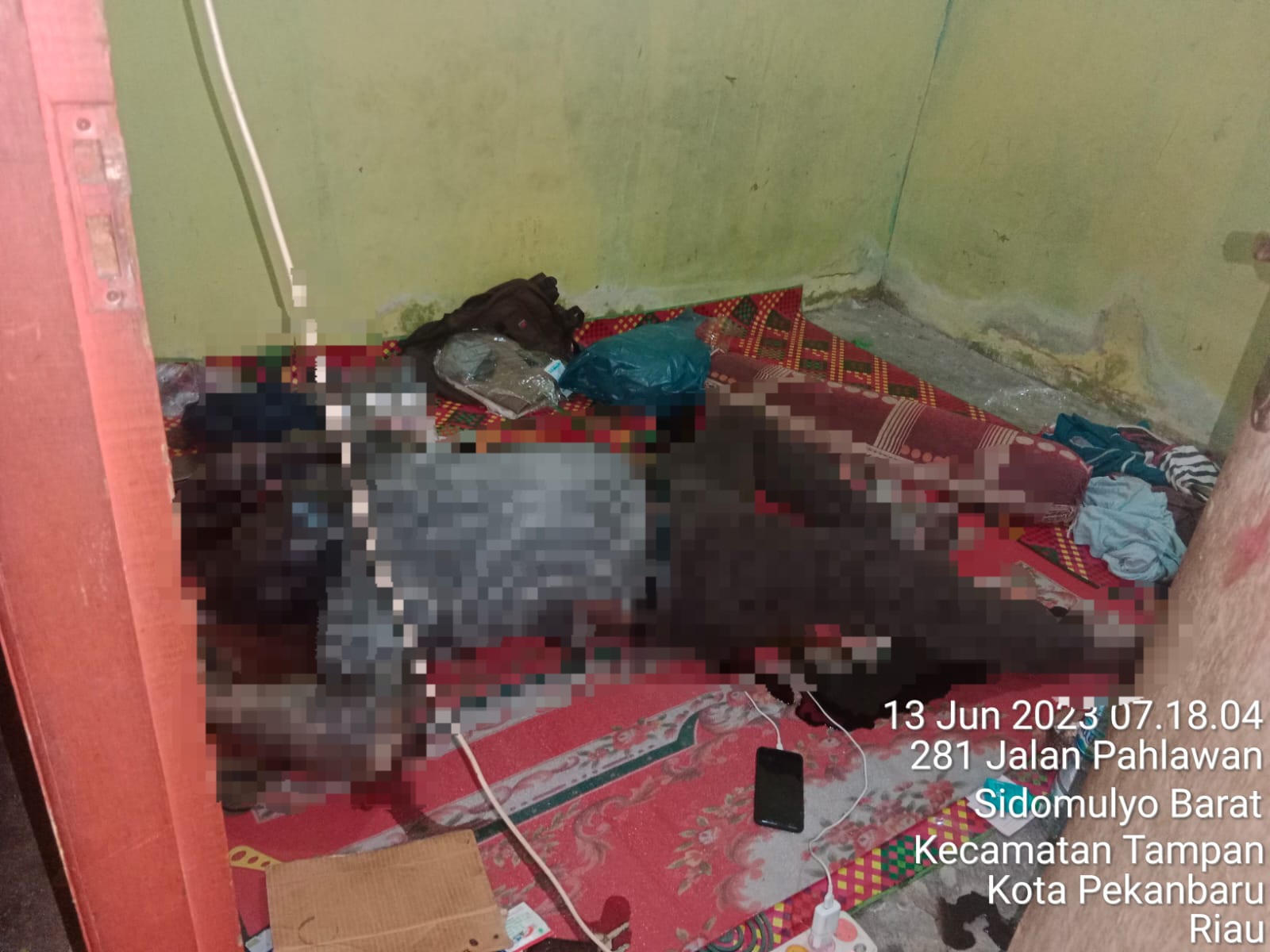 3 Hari Tak Keluar Rumah, Pria Ditemukan Tewas dengan Kondisi Menghitam