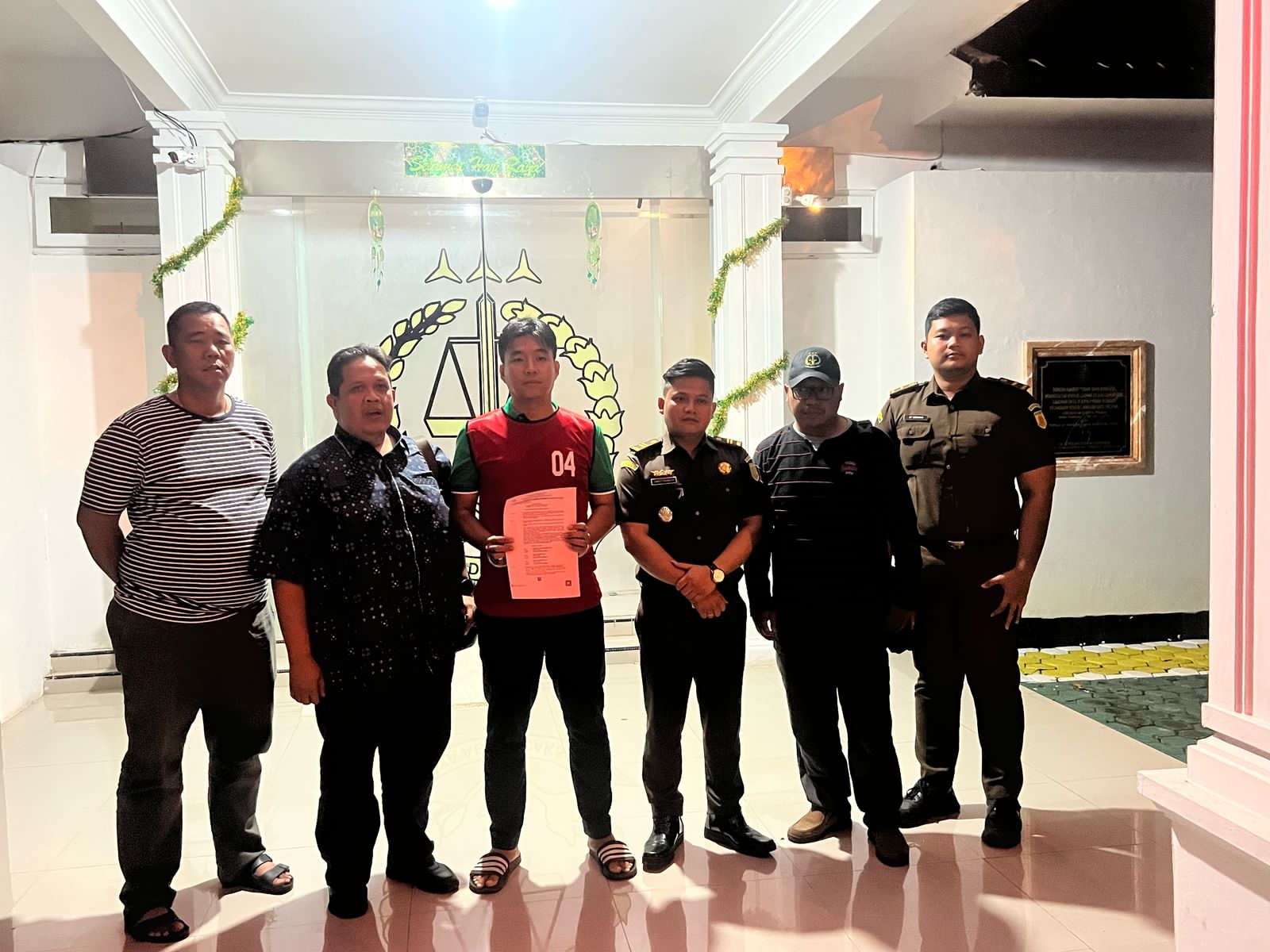 Buronan Kasus Limbah Ditangkap di Medan, Kejari Bengkalis Eksekusi Direktur PT SIPP ke Lapas Pekanbaru