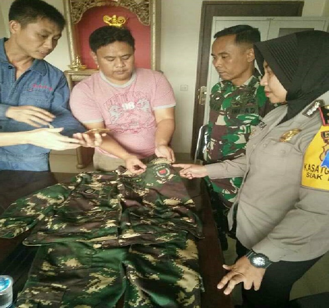 Pekerja Asal Cina di Kampar Gunakan Pakaian Serupa Seragam TNI, Ini Keterangan Kapolsek Siak Hulu
