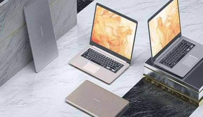 Asus VivoBook S15, Layar 15 Inci di Bodi Laptop 14 Inci