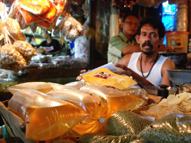 Disperindag Pekanbaru Waspadai Minyak Goreng Oplosan
