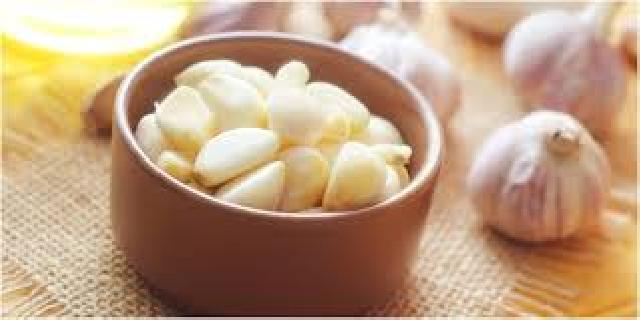 Ayo Rasakan Manfaat Bawang Putih untuk Bersihkan Telinga