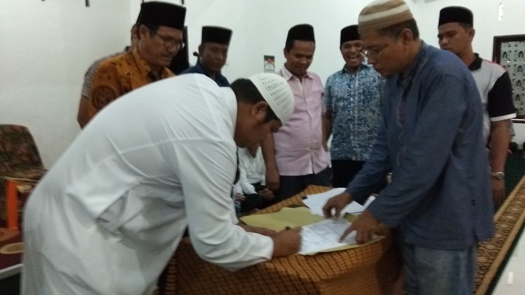 Sukarmis Serahkan Mesjid Megah  Senilai 2 Miliar Kepada Masyarakat Tanah Bekali