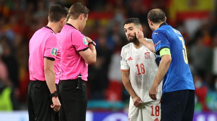 Penjelasan Chiellini Saat Keplak Muka Alba di Laga Italia vs Spanyol