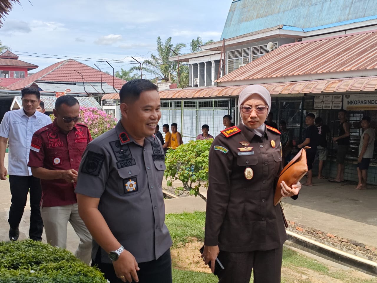 Kajari Inhu Kunjungi Rutan Rengat, Bahas Sinergi dan Motivasi Warga Binaan