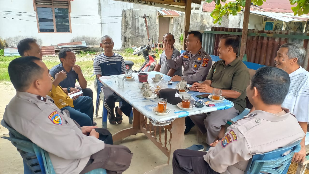 Polsek Mandau Ajak Warga RW 20 Kelurahan Air Jamban Jaga Kondusifitas Jelang Pilkada 2024