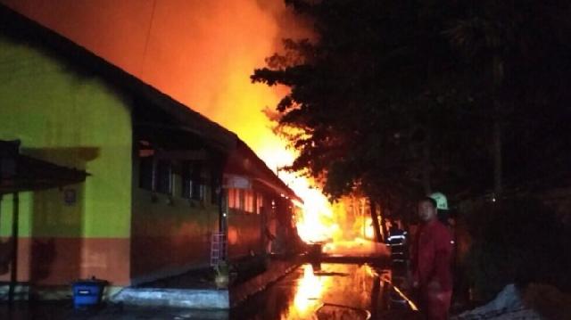 Dalam Satu Bulan 8 Sekolah Terbakar Misterius, Polisi Diminta Segera Mengusut