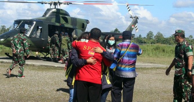 Belasan Guru di Daerah Pedalaman Papua Disandera dan Diperkosa Separatis