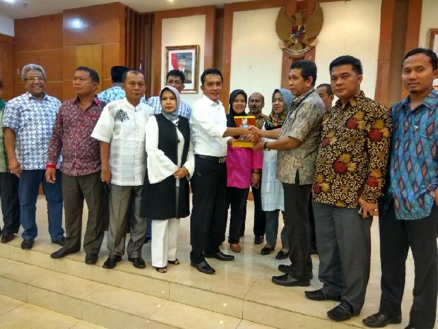 Kunjungi Kementerian Perdagangan, Pansus DPRD Pekanbaru Temukan Formula Antisipasi Kebocoran PAD