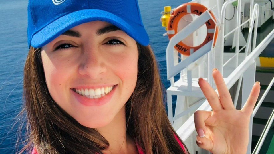 Marwa Elselehdar Perempuan Paling Dicari Saat Terusan Suez Macet