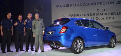 Cerita Jokowi Jajal Mobil Proton Bersama Mahathir Mohamad