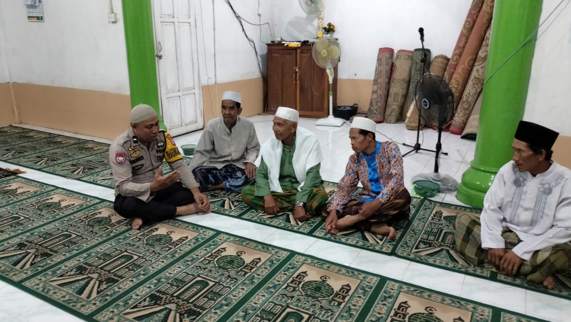 Subuh Keliling, Polsek Tempuling Jaga Kamtibmas dengan Masyarakat