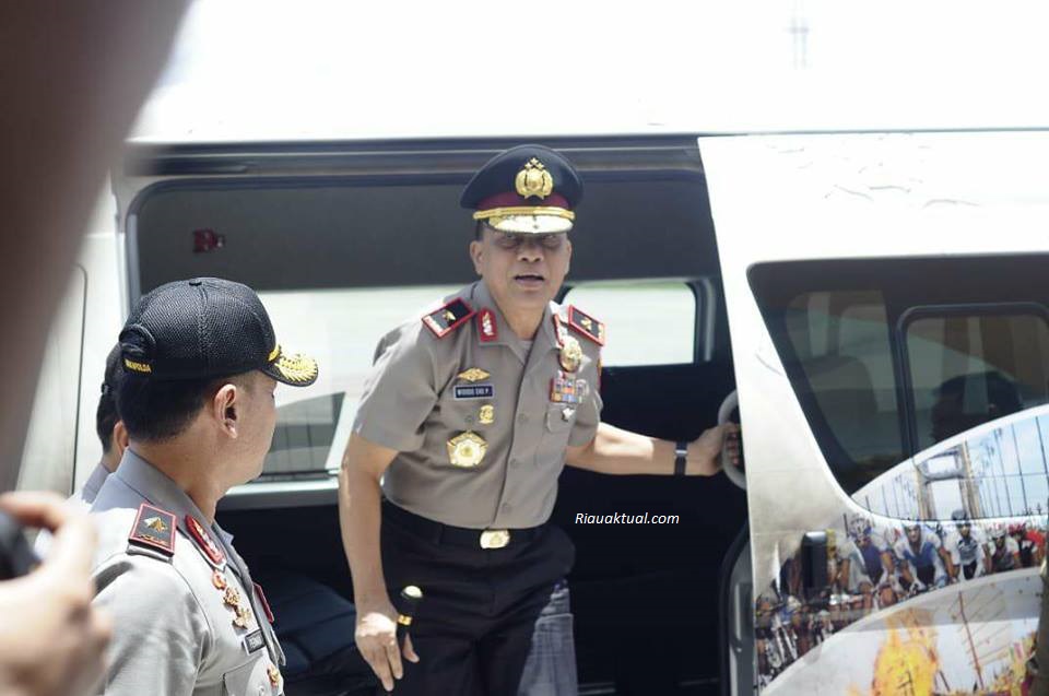 Kapolda Riau yang Baru Katakan Karhutla Merupakan Atensi